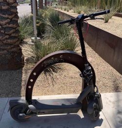 Segway Ninebot Max G3 Electric Scooter - Original Owner