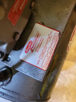 DAD'S GOT TOOLS-air compressor