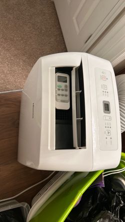 Window portable air conditioner