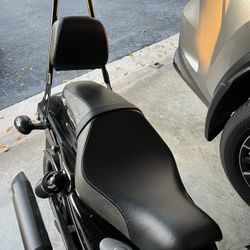 Harley Davidson Seat Kit - Iron 1200, 883