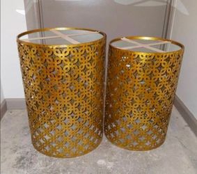 Nesting Table Set