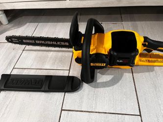 FLEXVOLT 60-Volt MAX 16 in. Brushless Cordless Battery Powered Chainsaw (Tool Only)