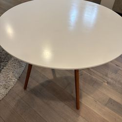 Dining Set Table + 5 Chairs