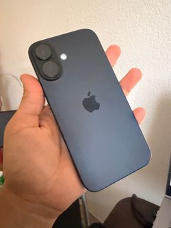iPhone 16