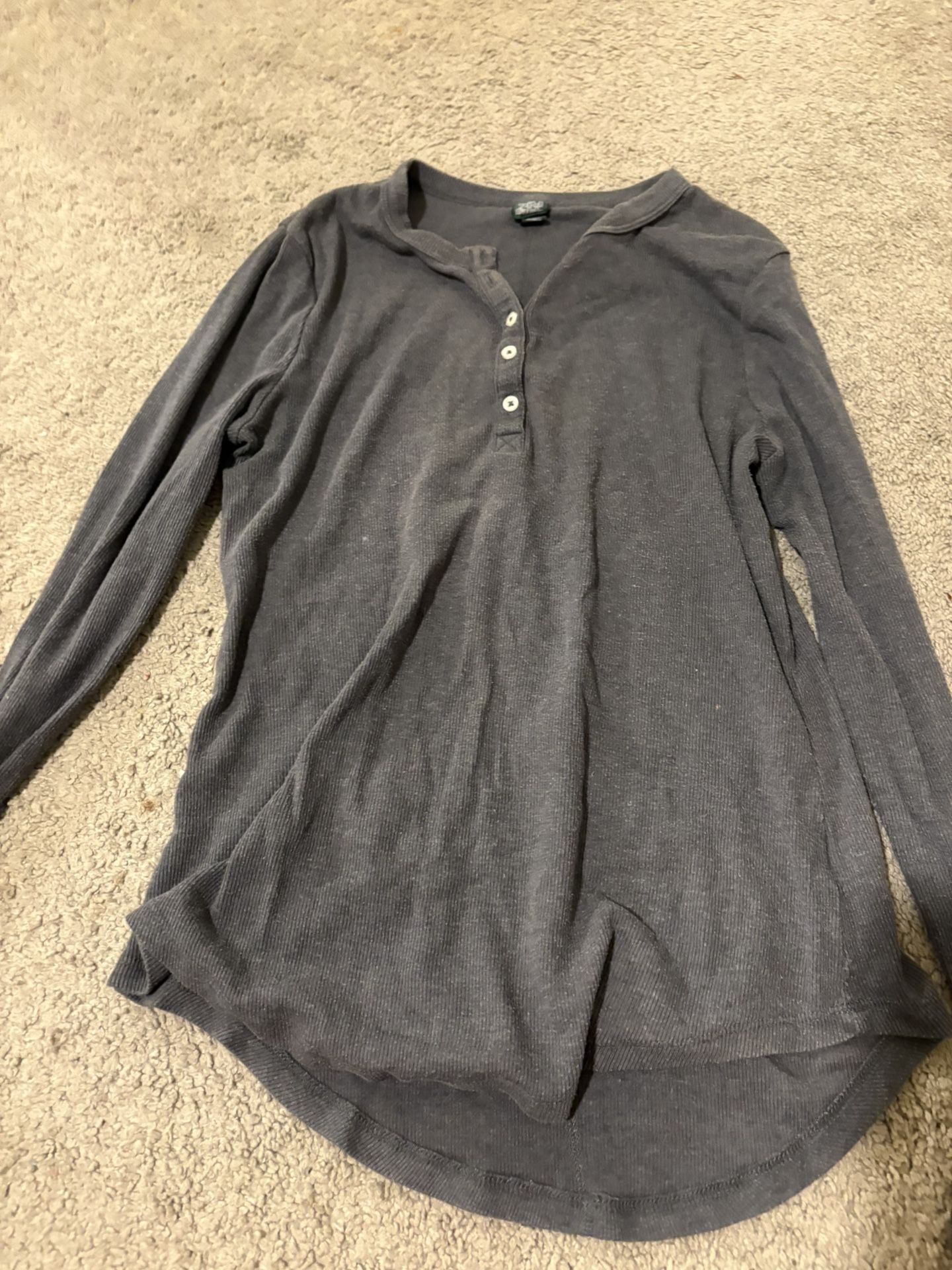 Women’s Grey Long Sleeve