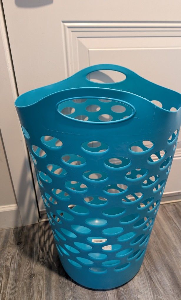2 Laundry Hamper