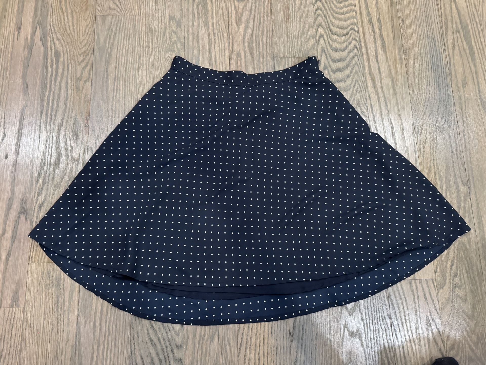 H&M Navy A-Line Skirt with White Polka Dots Women’s US 8 ~ NEW WITH TAG