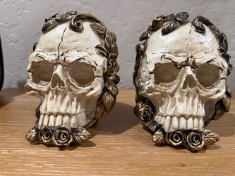 Halloween Decor