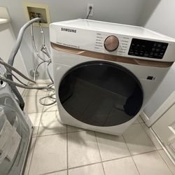 Samsung  27 Inch Smart Electric Dryer with 7.5 cu. ft. Capacity, 21 Drying Cycles