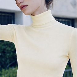 Zara Butter Yellow Turtleneck Sweater