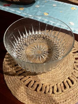 Vintage Arcoroc France crystal bowl