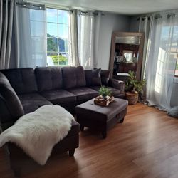 Sectional And Ottoman 