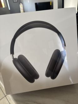 Airpod Max Headphones( Pickup or Drop off )