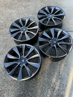 20” OEM Tesla Model 3 Performance Wheels - COMPLETE SET (Caps & Lugs Inc)