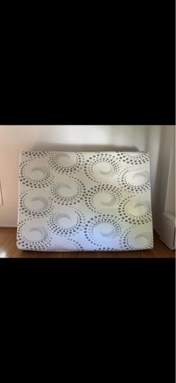 Full/Queen Mattress with Dotted Pattern Cover
