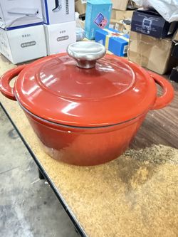 2.5L/2.6QT Enamelled Cast Iron Pot