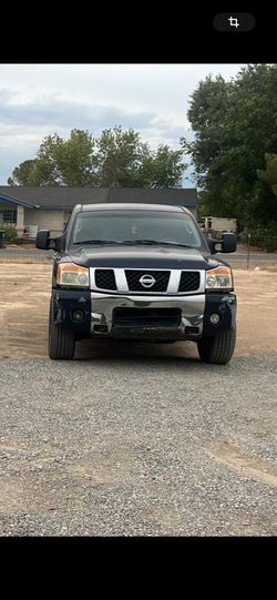 Nissan titan 2006