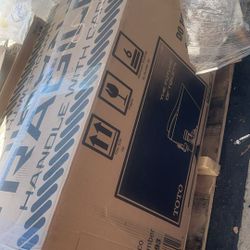 TOTO Drake 2-piece Elongated Toilet with C5 Washlet Bidet Seat