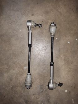 Chevy 00-06 Tie Rods with new center link