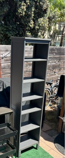 Gray book shelf.