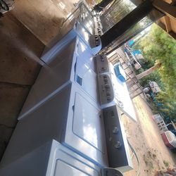 Washer Whit Warranty Whirlpool  maytag centennial. Kenmore. Amana  $250