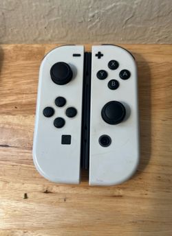 Official Nintendo Switch Joy-Con Controllers - White- No Stick Drift  NEW STICKS