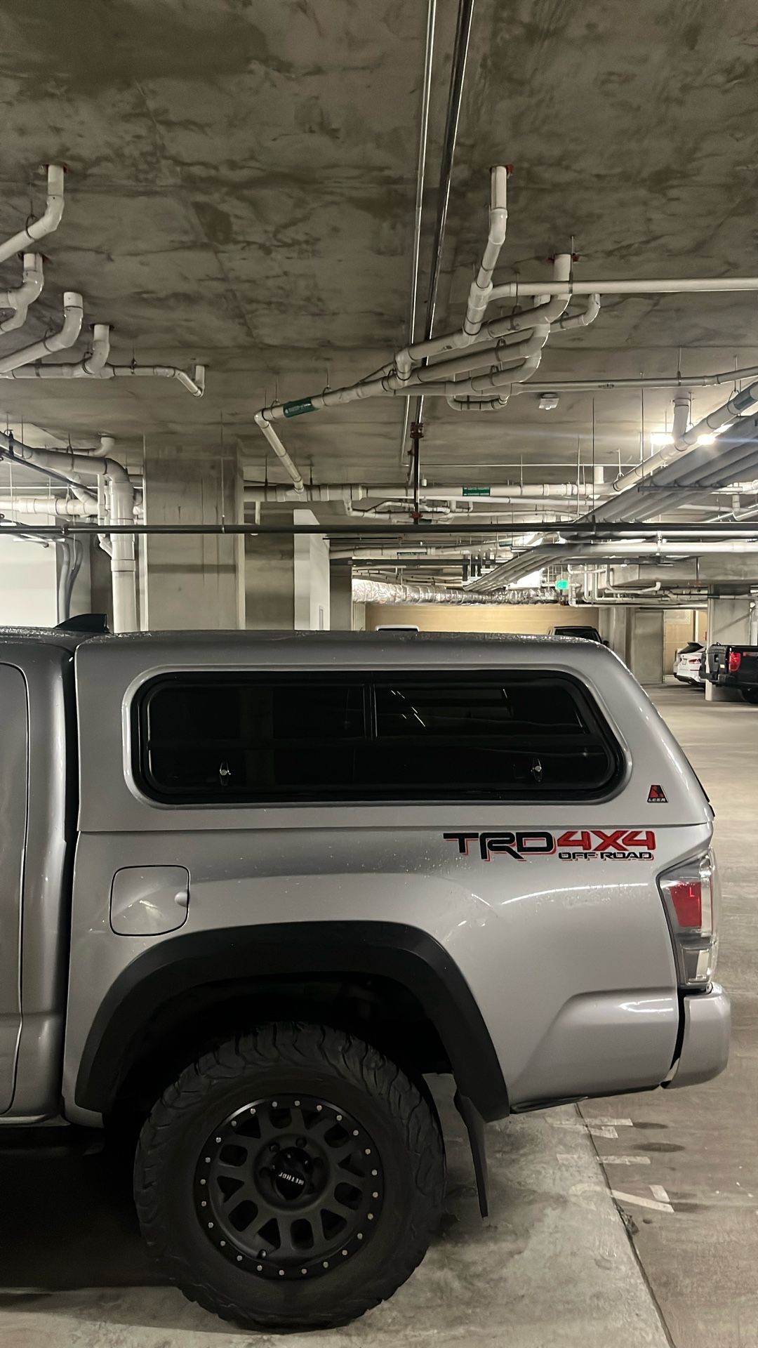 Leer Hard Shell For Truck