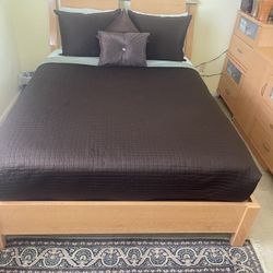 Queen Size Bedroom Set 