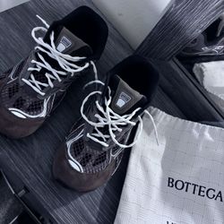 Bottega Veneta Orbit Pinecone