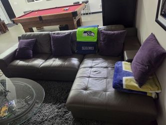 Leather sectional (grey)