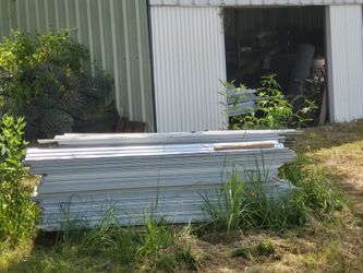 Lamina Corrugada De 20"de Ancha X7'0"$15.00 Cada Una