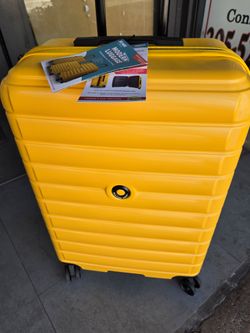 Travel Suitcase 20"Carry On 8Wheels Spinner Hard Shell Polycarbonate Extra Lightweight Expandable Waterproof New With Tags Tsa Lock Yellow Color