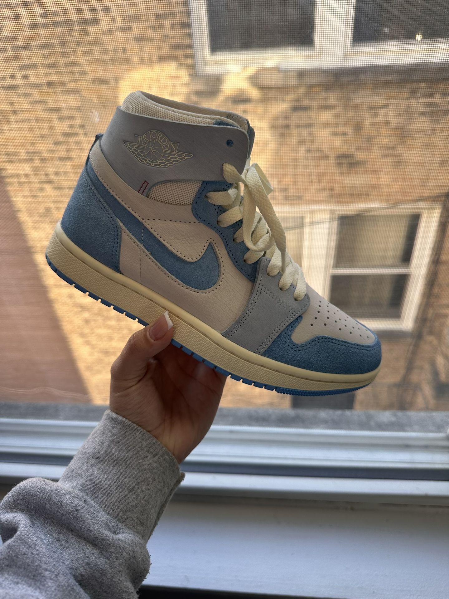 Wmns Air Jordan 1 High Zoom Comfort 2 'University Blue'