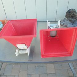 Interchangeable L-metal Hopper