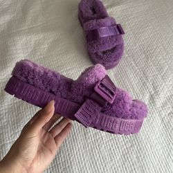 UGG Platform Fuzzy Purple Sandals or Slippers Size 6