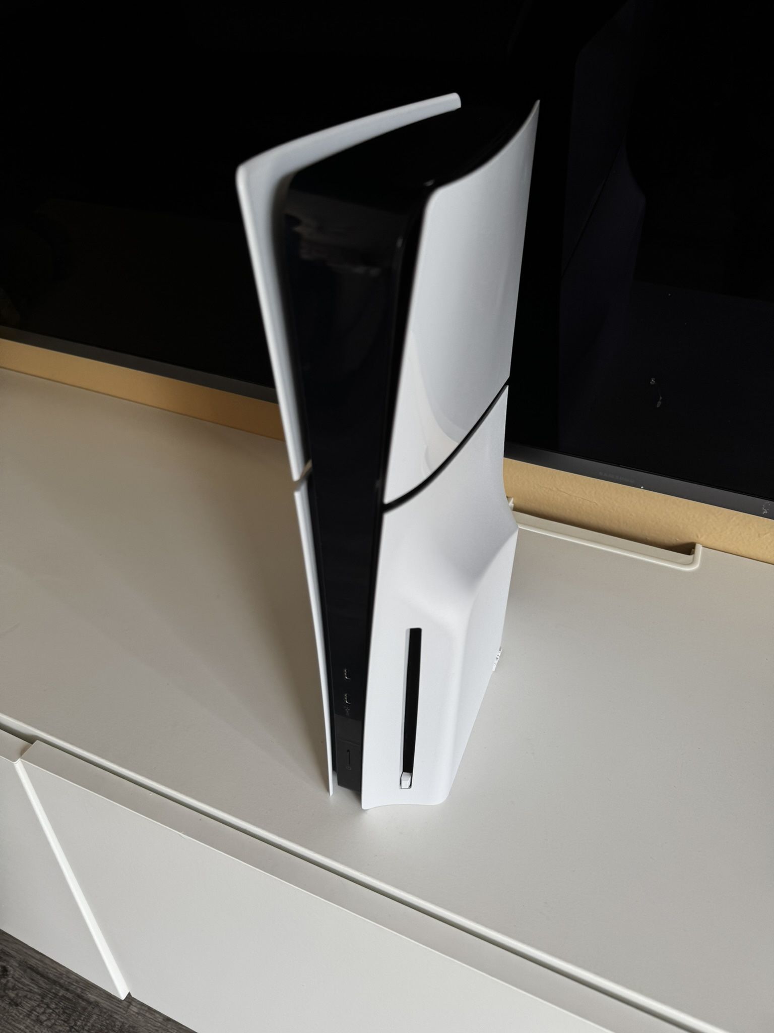 PlayStation 5(Ps5)1TB (Under Warranty)