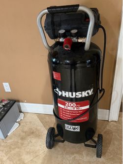 20 Gallon 200 PSI Oil-Free Portable Vertical Electric Air Compressor – Heavy Duty Performance