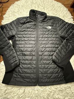 The North Face Men's Canyonlands Hybrid Jacket in black Xl on tag  Flaws as seen in the last picture