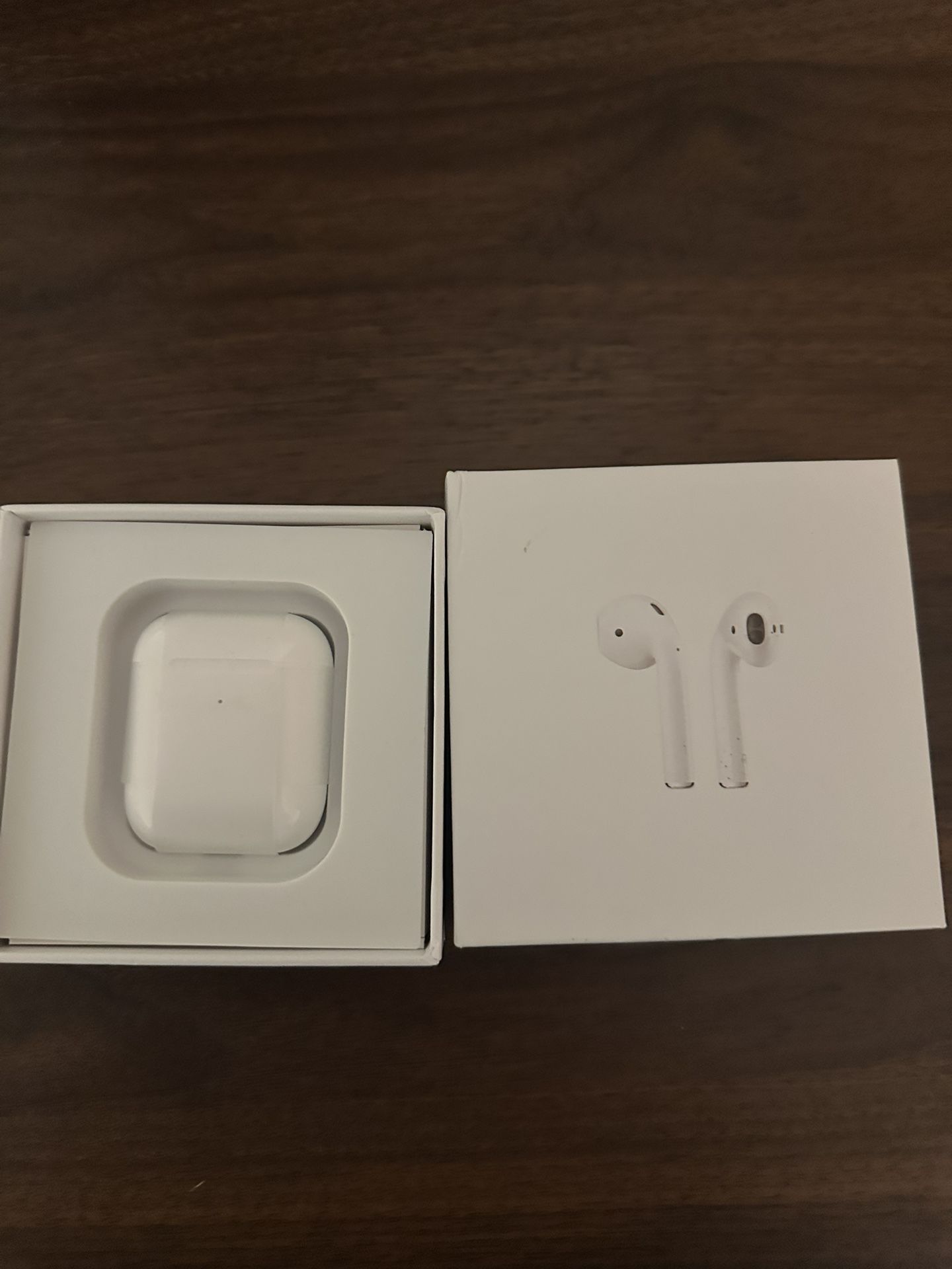 AirPods Gen 2