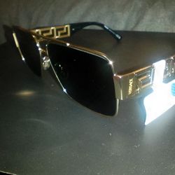 -New -Asking Price $75 -Origanl Price $384 Versace Men's Shades Model# VE2(contact info removed)87 61/13