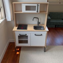 IKEA duktig Play Kitchen