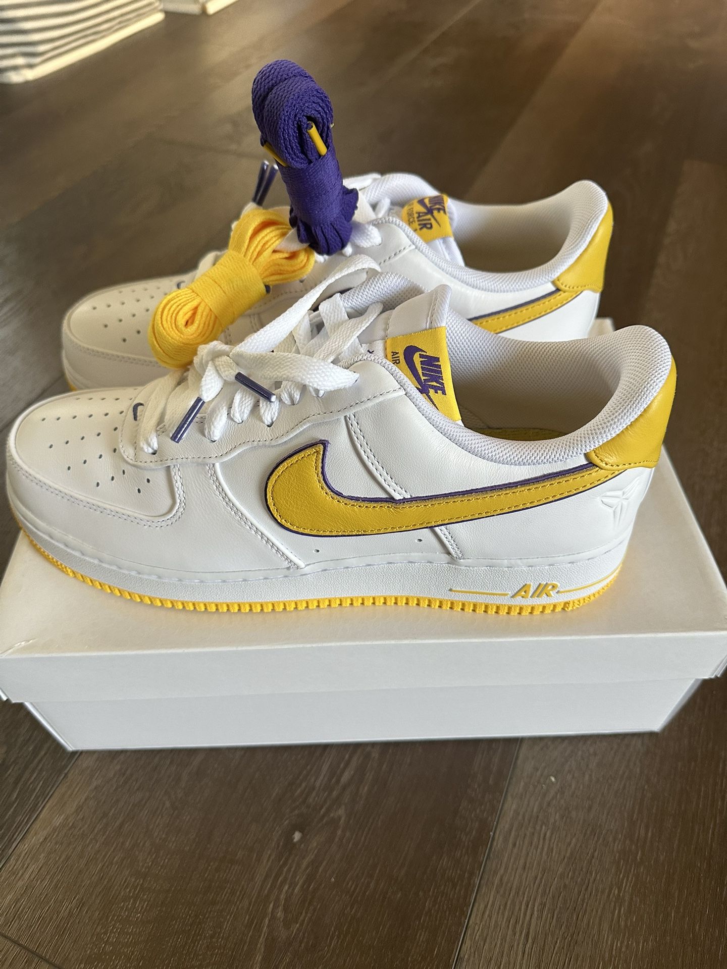 Kobe  Air Force 1 Size 10.5 