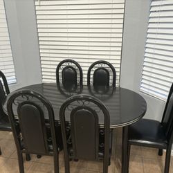 Dinning Table