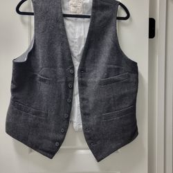 Vintage Style Merona Black and Gray Herringbone Tweed Wool Blend Vest - Meduim 