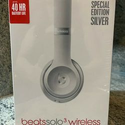 Beats Solo³ Special Edition Silver ( Brand New / Original);