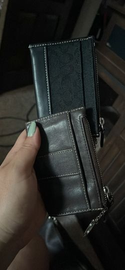 2 keychain wallets