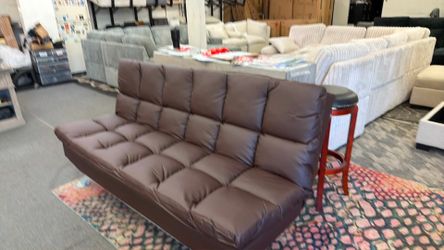 New futon couch / free delivery