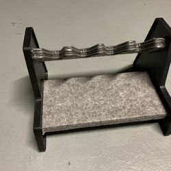 Handgun Stand 
