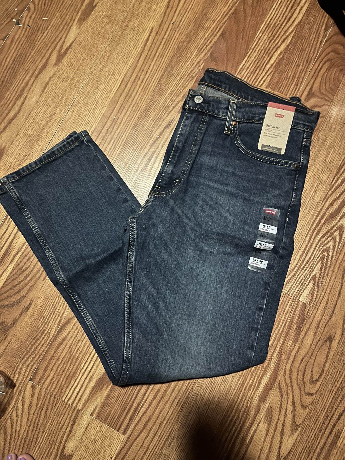 Mens Levi’s 511 Slim Fit 36x30 Medium Wash New Jeans