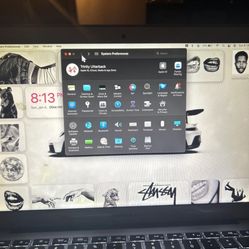 Silver MacBook Air 13’5 Inches